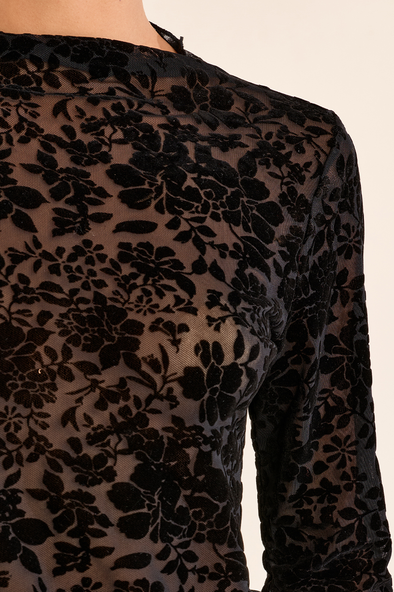 Haut élégant texturé – MOLLY BRACKEN Haut élégant texturé – MOLLY BRACKEN
