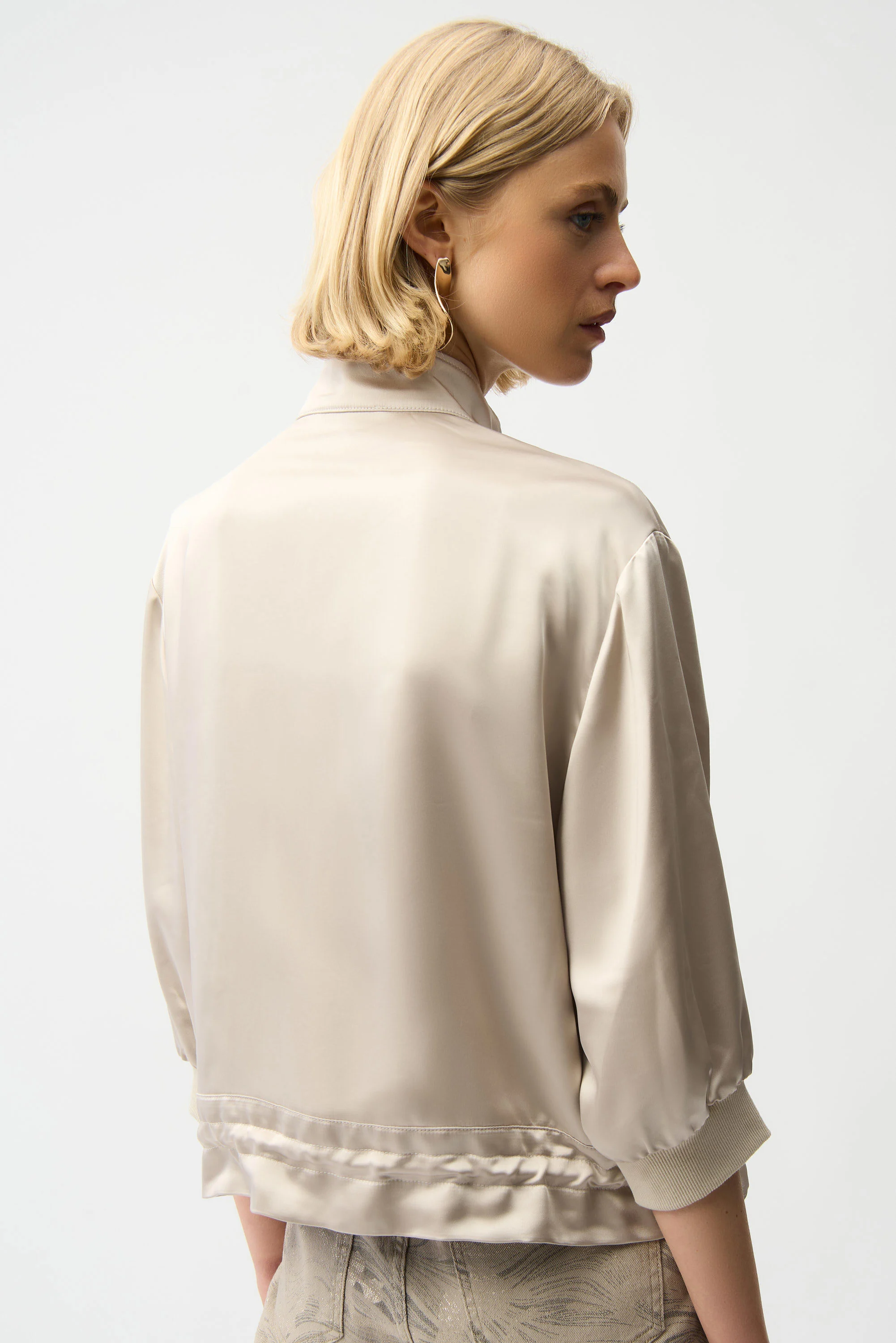 Veste zippée coupe décontractée – JOSEPH RIBKOFF Veste zippée coupe décontractée – JOSEPH RIBKOFF