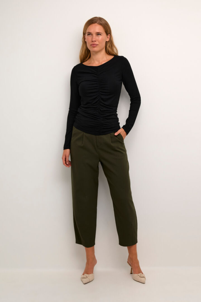 Chandail Olivia avec ligne sur le devant - KAFFE Chandail Olivia avec ligne sur le devant - KAFFE