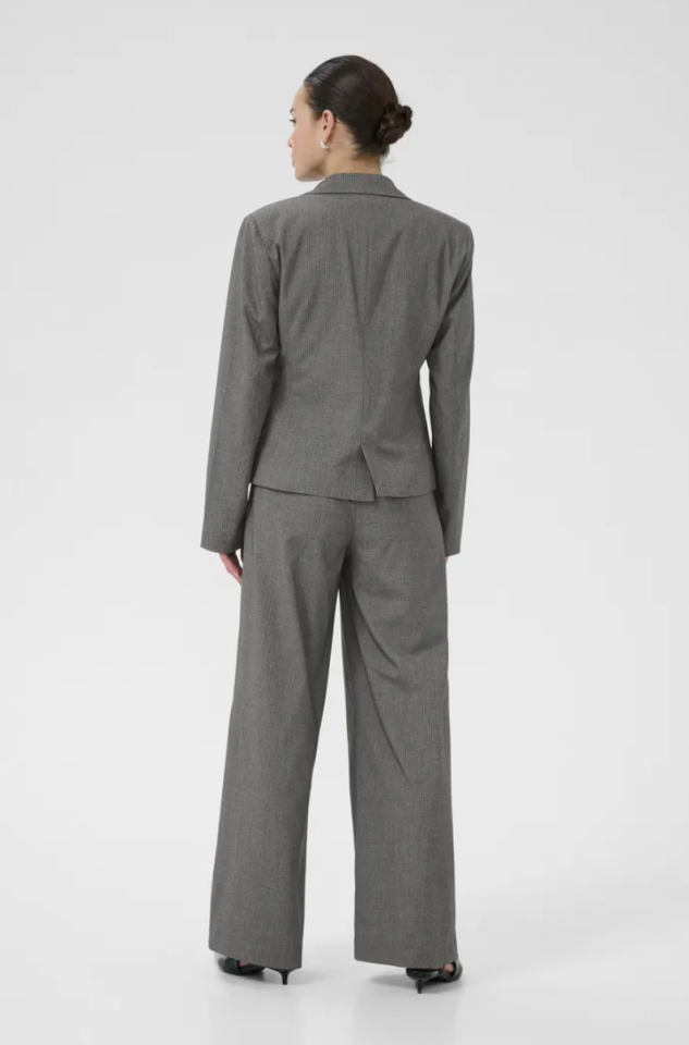 Veston ajusté Ellie – KAFFE Veston ajusté Ellie – KAFFE