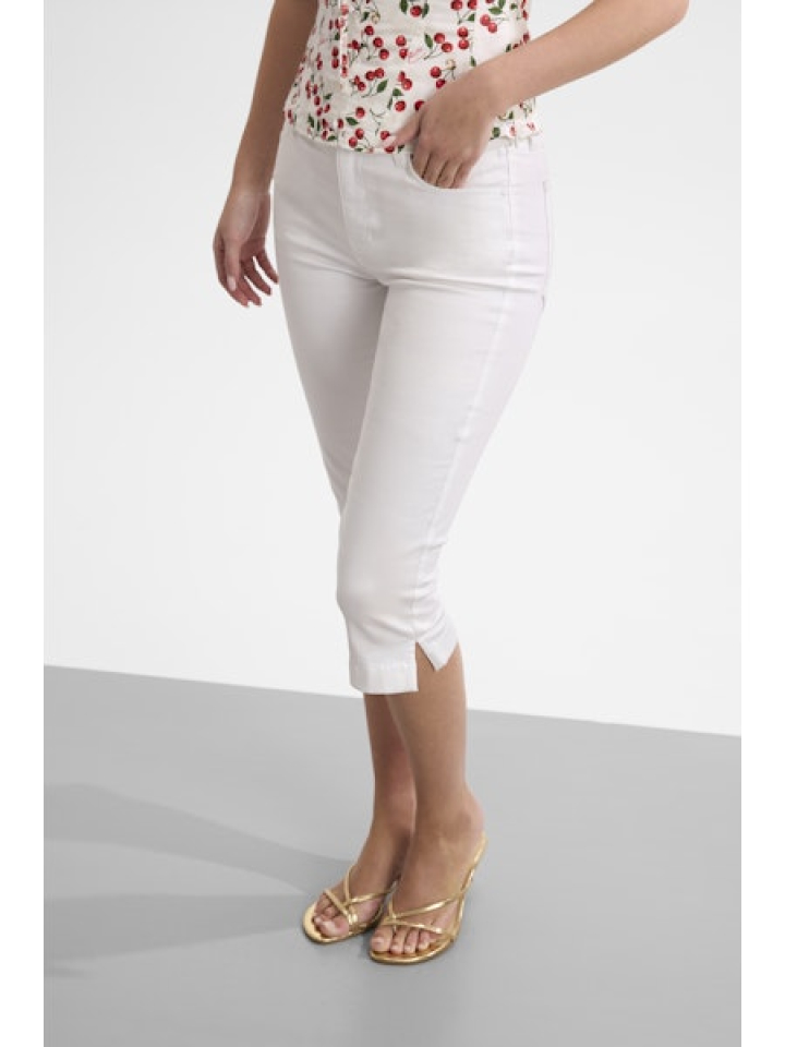 Capri Carolyn coupe moderne – GUESS - W6YB40W5139 - Guess Capri Carolyn coupe moderne – GUESS - W6YB40W5139 - Guess