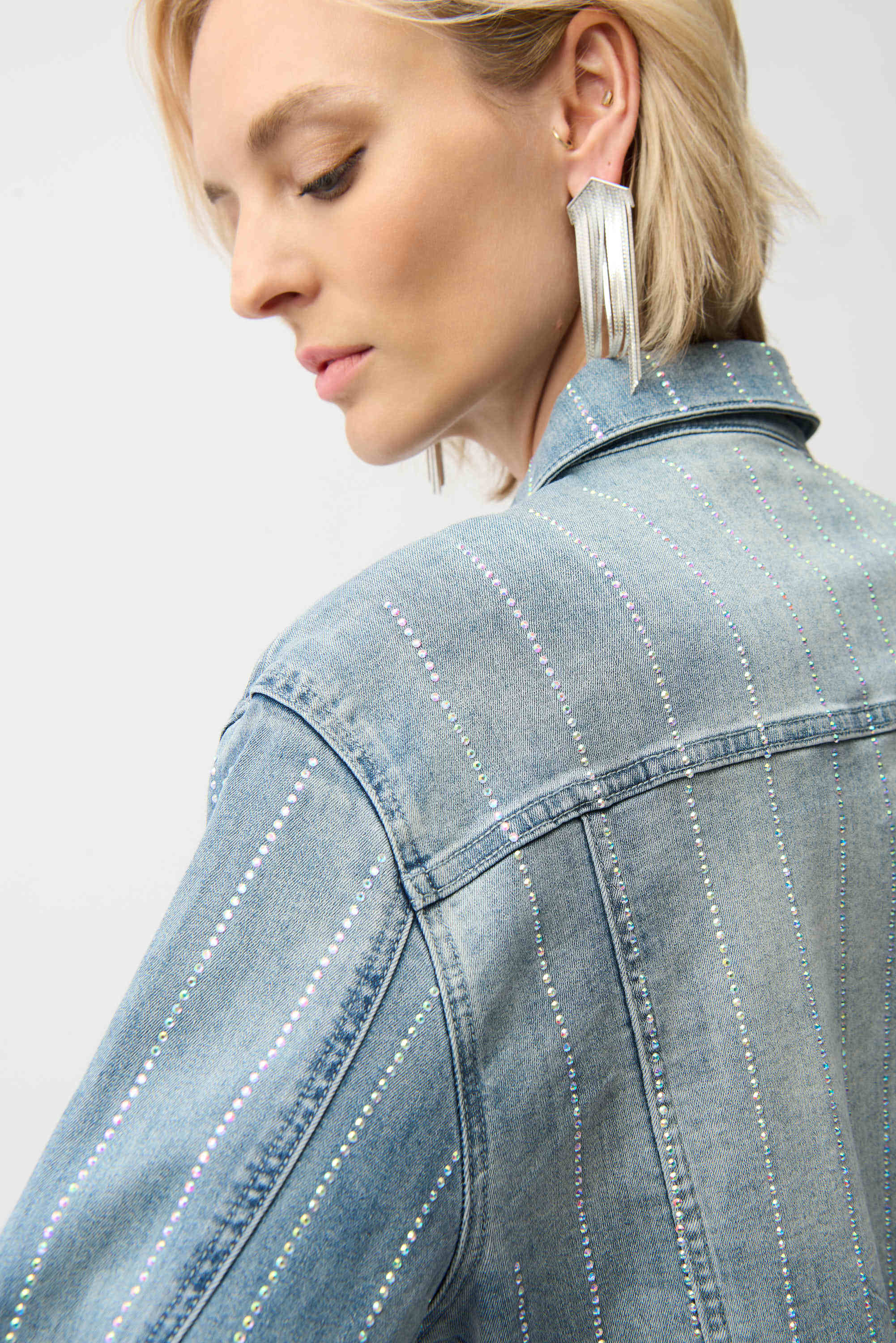 Veste en denim avec strass – JOSEPH RIBKOFF