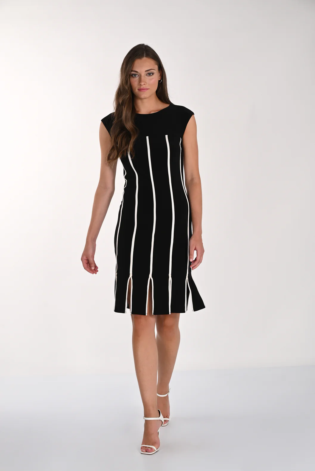 Robe raffinée – FRANK LYMAN - 261009 - Frank Lyman
