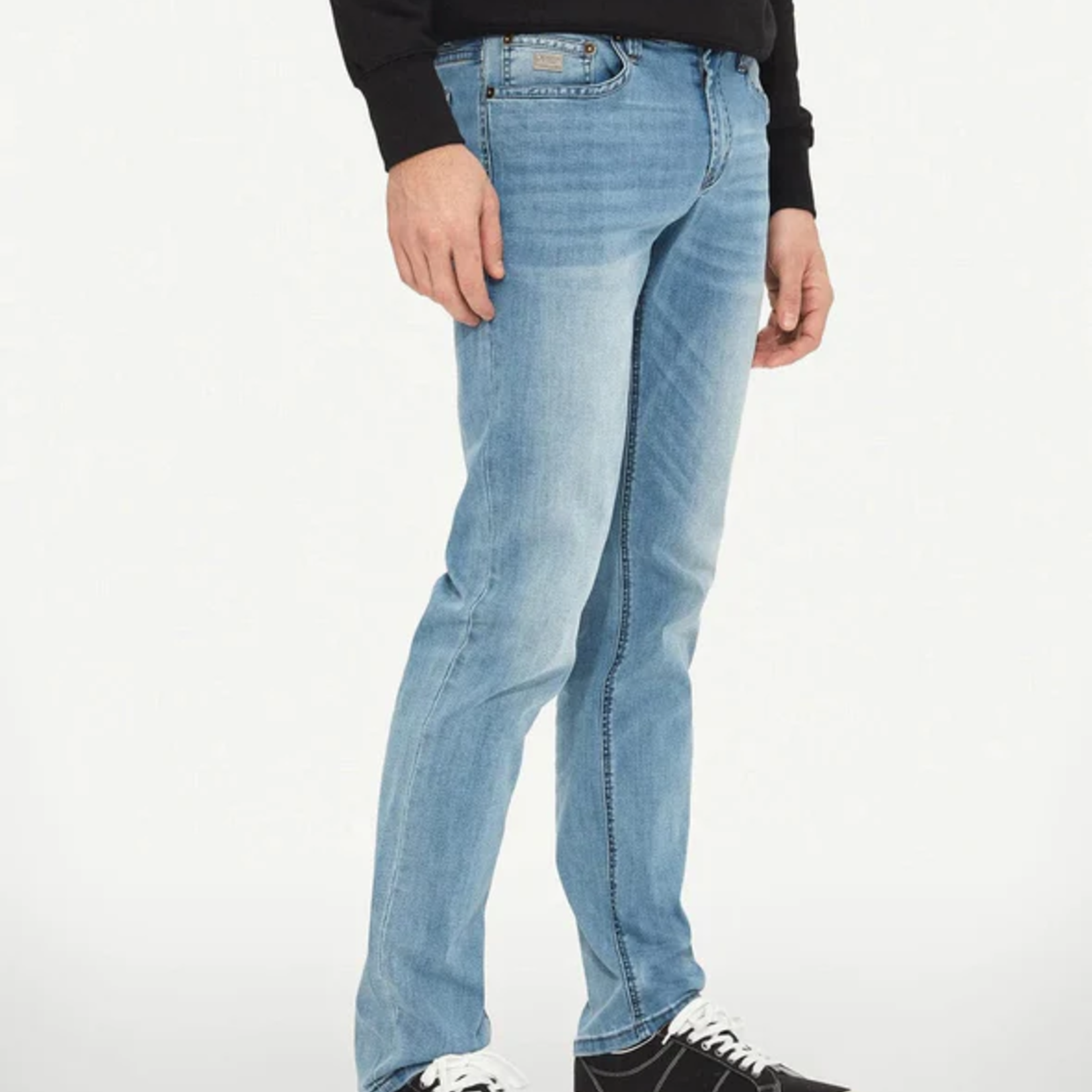 Jeans Mad - BLACKBULL