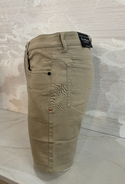 Bermudas Jay - AU NOIR 