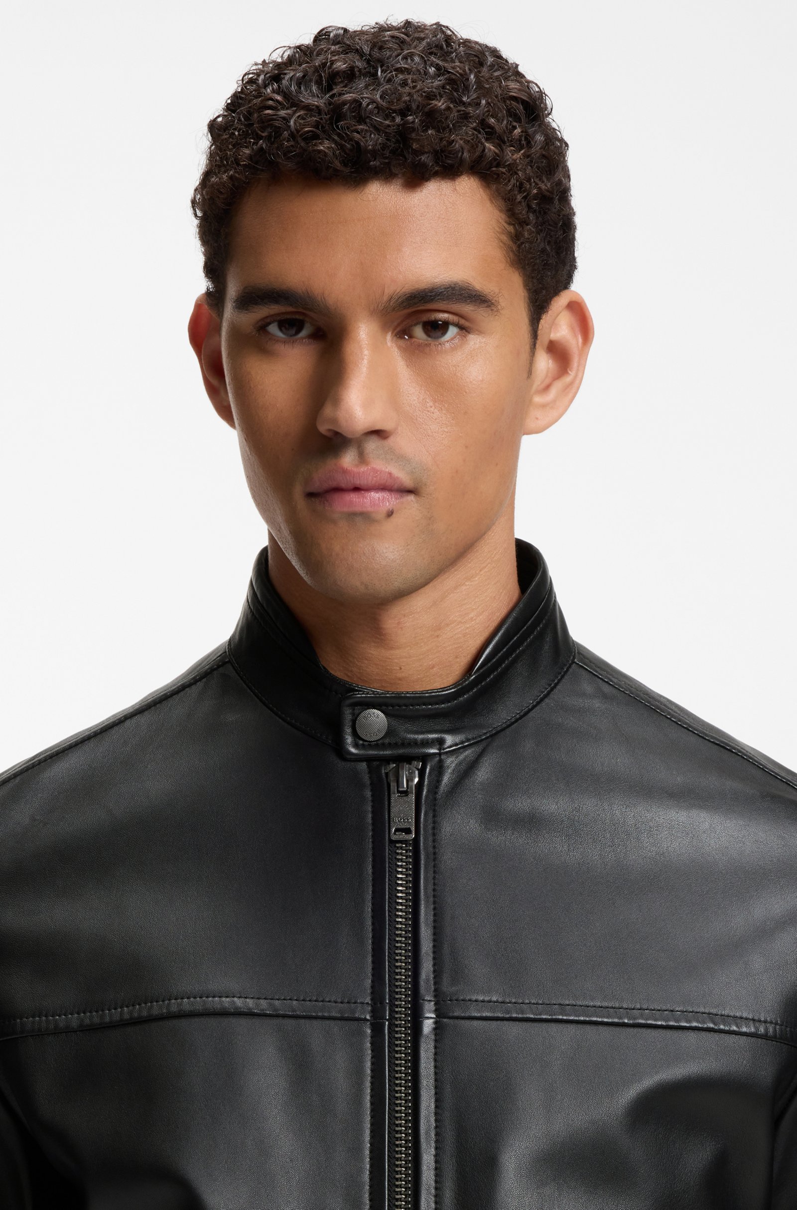 Veste en cuir ajustée – BOSS