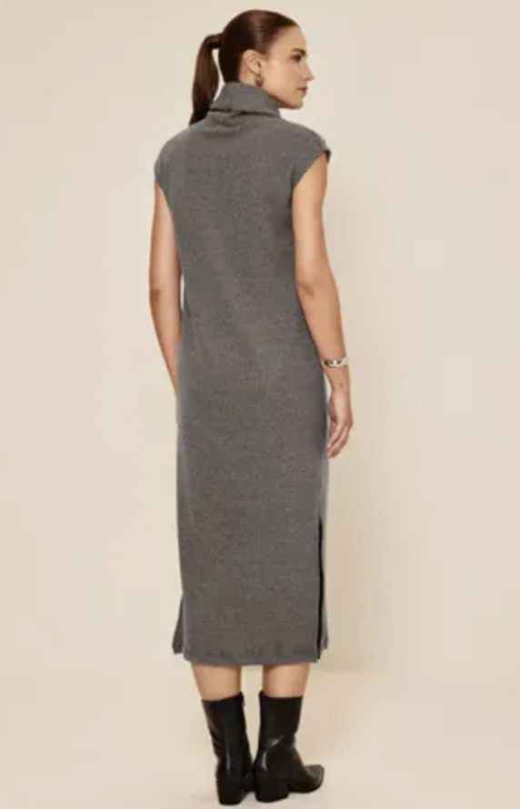 Robe Mariana - LEZ A LEZ 