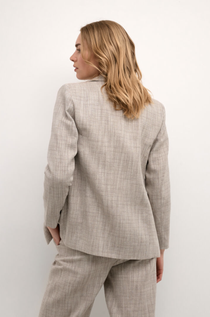 Veston Turid - CREAM