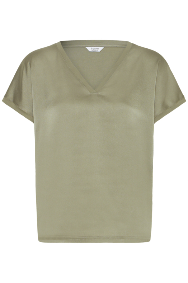 Haut Selita – B.YOUNG