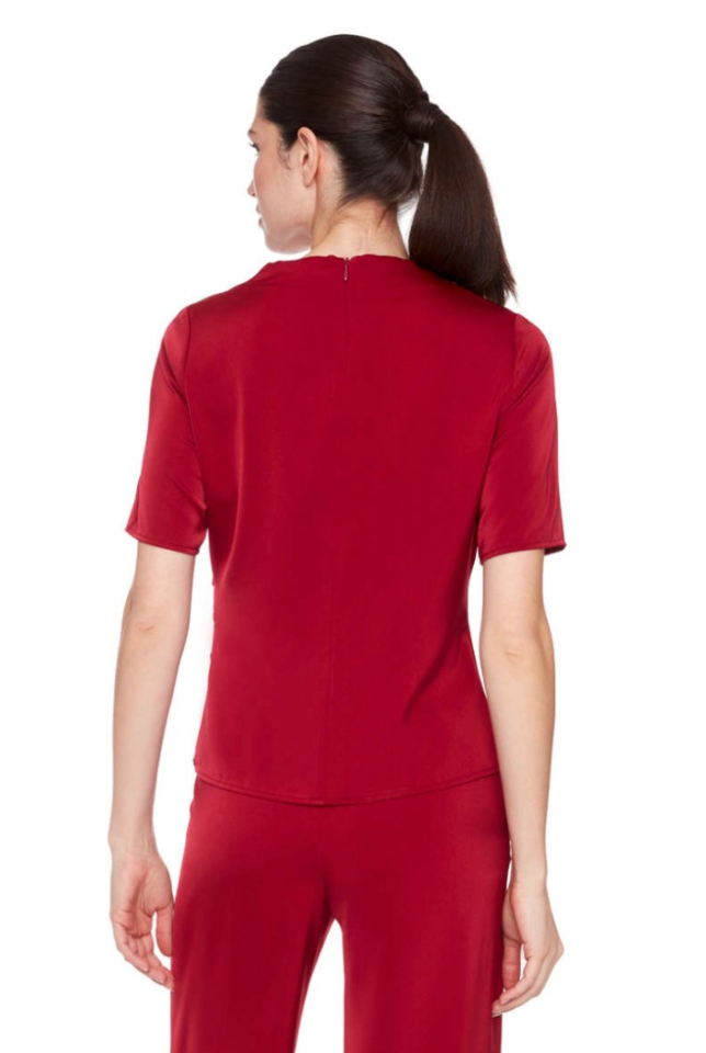 Haut Belize à drapé élégant - UP