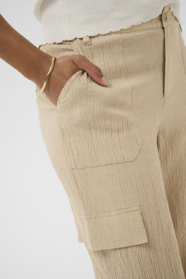 Pantalon Alva style moderne – CREAM