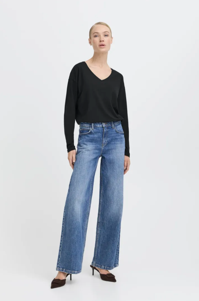 Chandail col en V Pamila - B.YOUNG