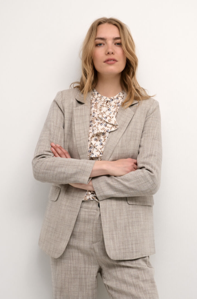 Veston Turid - CREAM