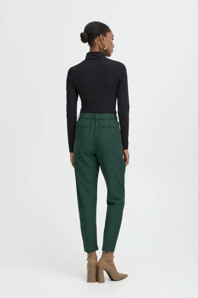 Pantalon écourté Danta – B.YOUNG