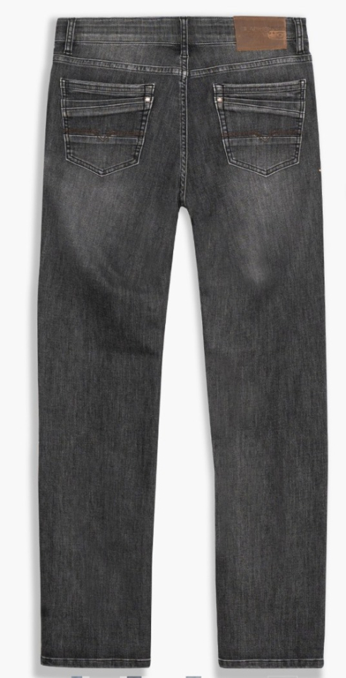 Jean Mad - BLACKBULL 