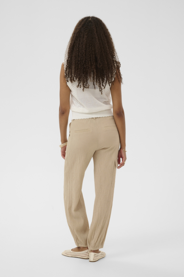 Pantalon Alva style moderne – CREAM