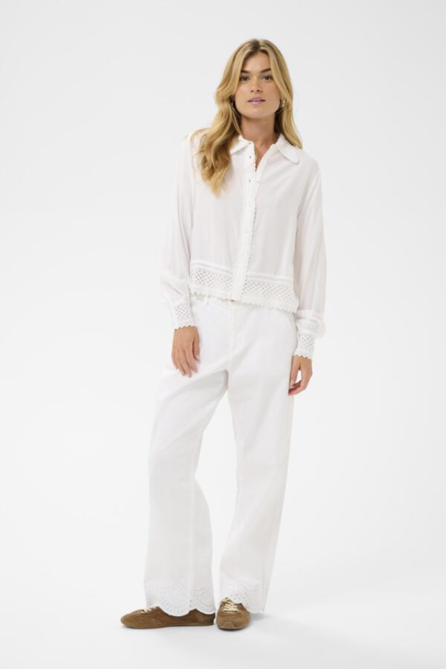 Blouse élégante Floriza – CREAM
