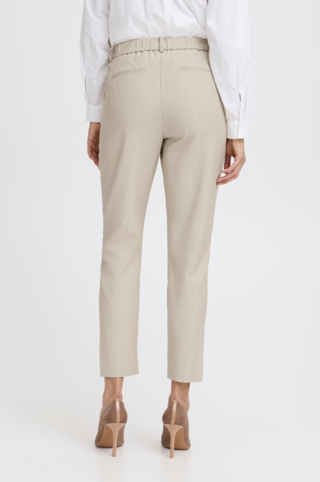 Pantalon écourté Danta – B.YOUNG